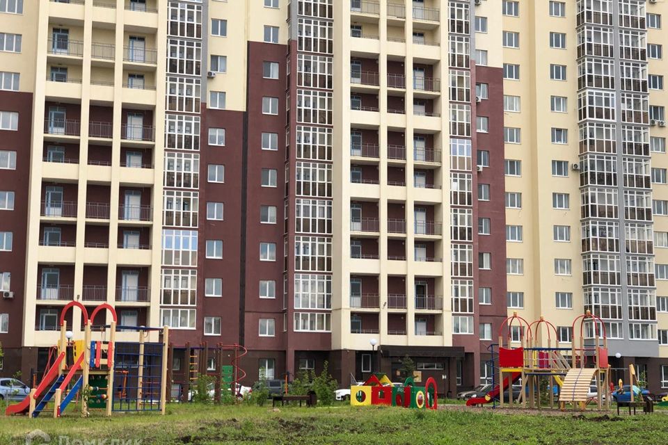 Продаётся 3-комнатная квартира, 80 м²