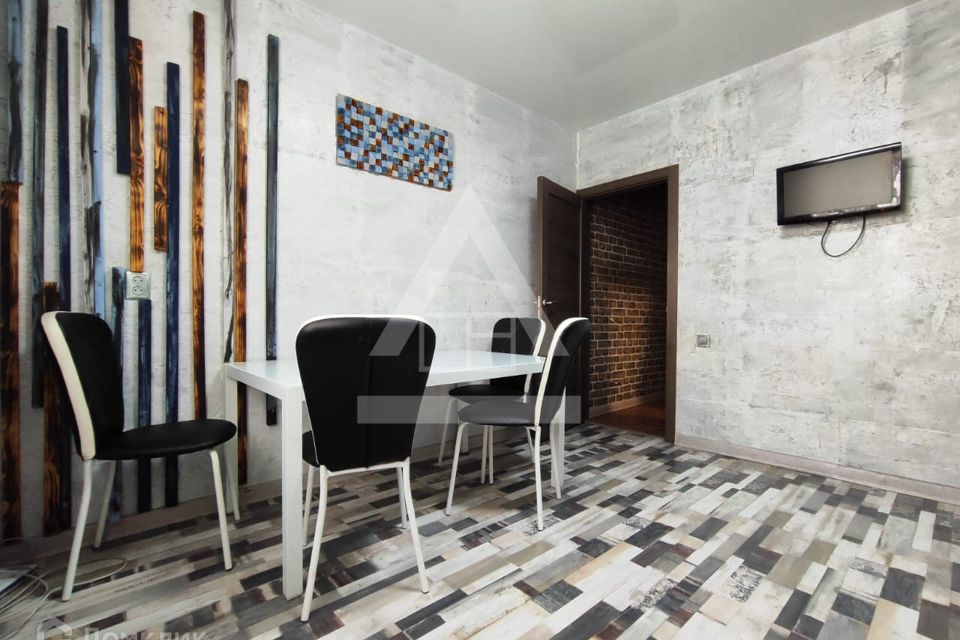 Продаётся 3-комнатная квартира, 95 м²