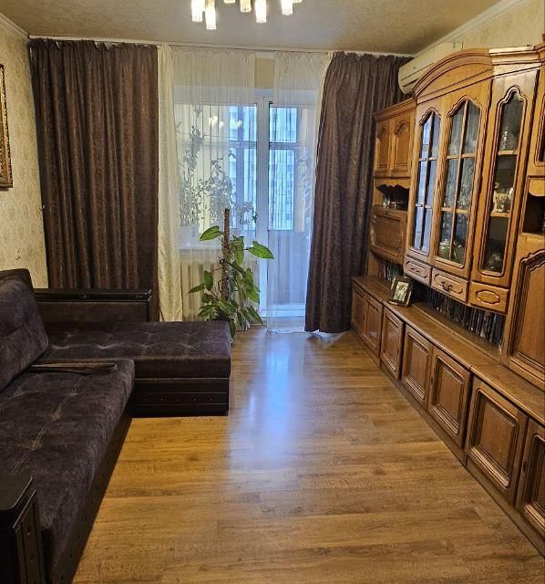 Продаётся 2-комнатная квартира, 55 м²