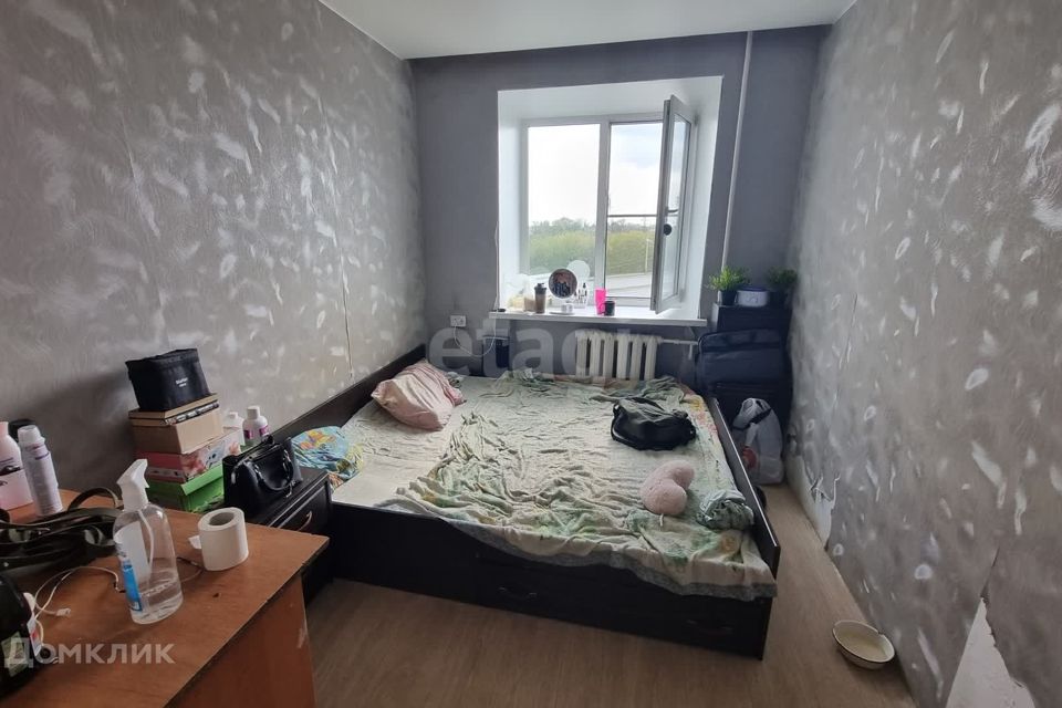 Продаётся 4-комнатная квартира, 62 м²