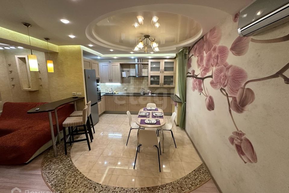 Сдаётся 3-комнатная квартира, 80 м²