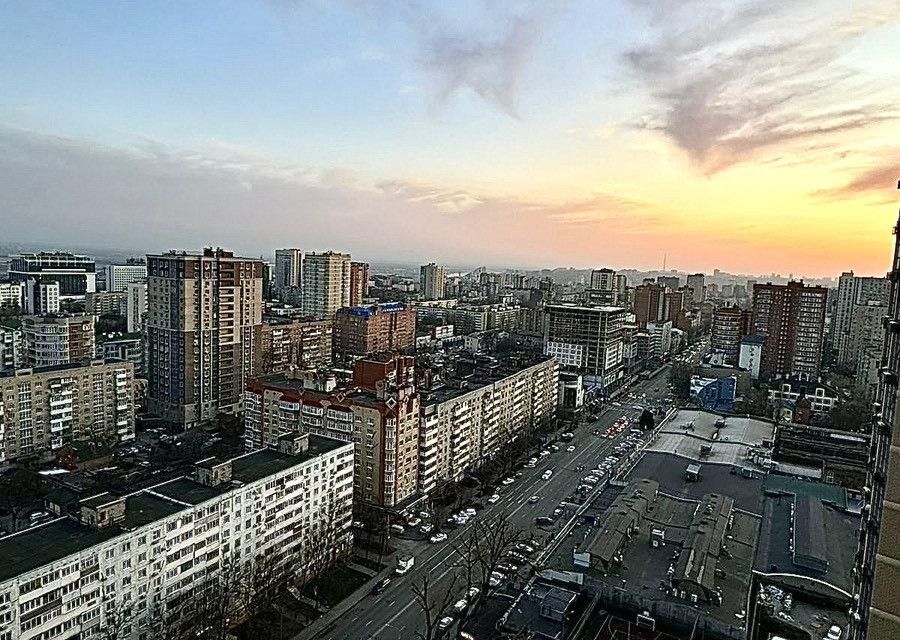 Продаётся 2-комнатная квартира, 60 м²