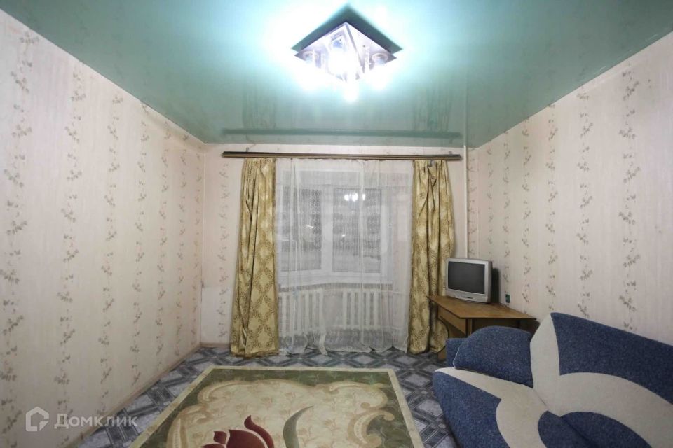 Сдаётся комната в 2-комн. квартире, 54.4 м²