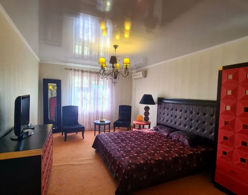 Продаётся 2-этажный дом, 282.7 м²