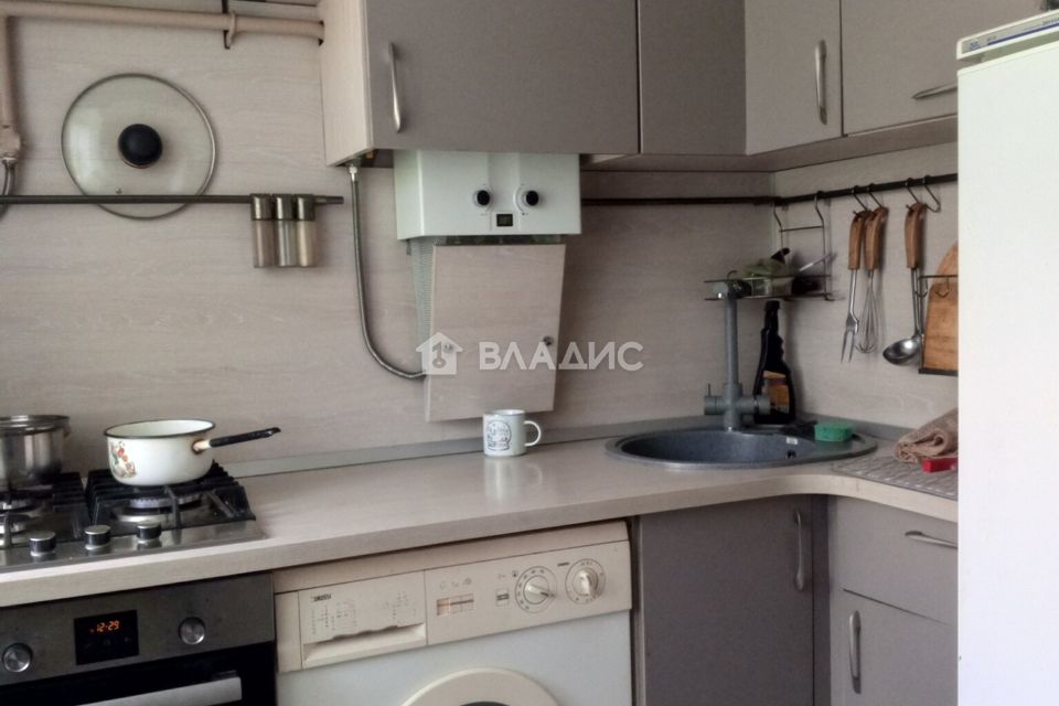 Продаётся 3-комнатная квартира, 58.5 м²
