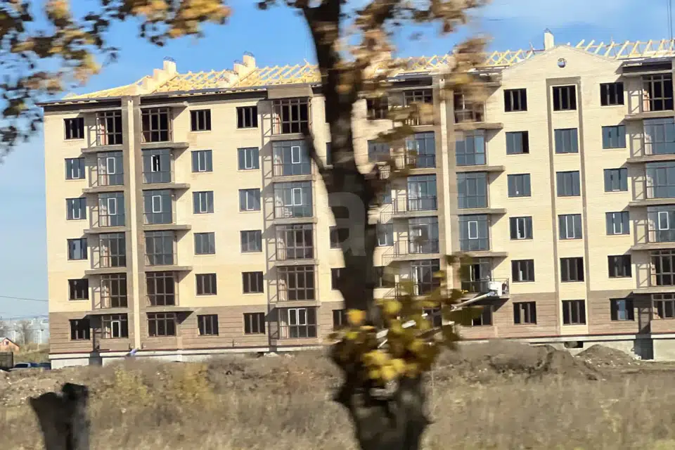 Продаётся 1-комнатная квартира, 49 м²