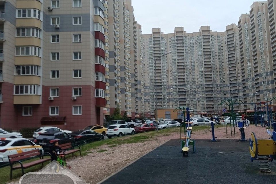 Продаётся 2-комнатная квартира, 62.2 м²