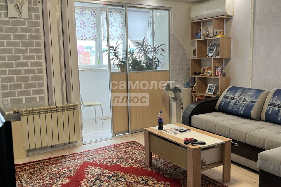 Продаётся 1-комнатная квартира, 38 м²