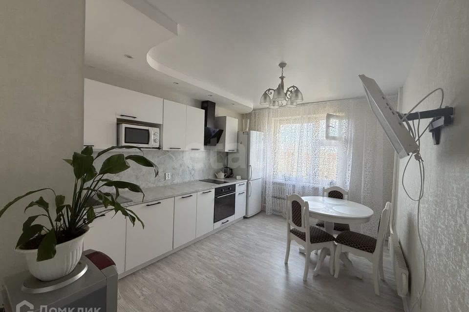 Продаётся 2-комнатная квартира, 64.2 м²