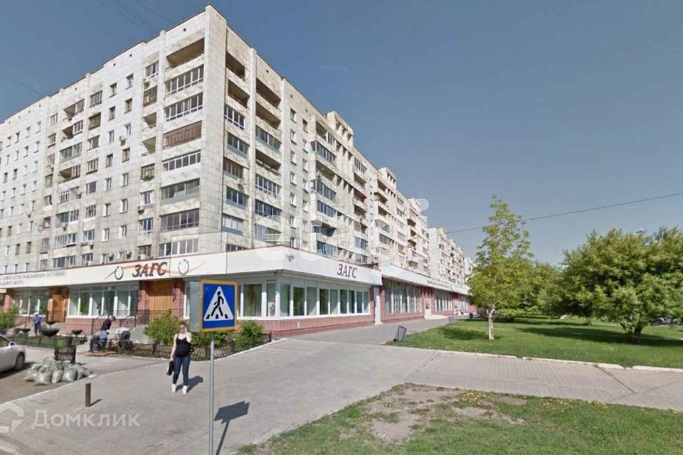 Продаётся 4-комнатная квартира, 77.4 м²