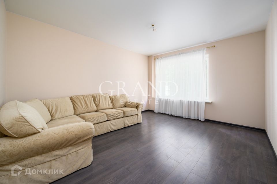 Продаётся 4-комнатная квартира, 87 м²