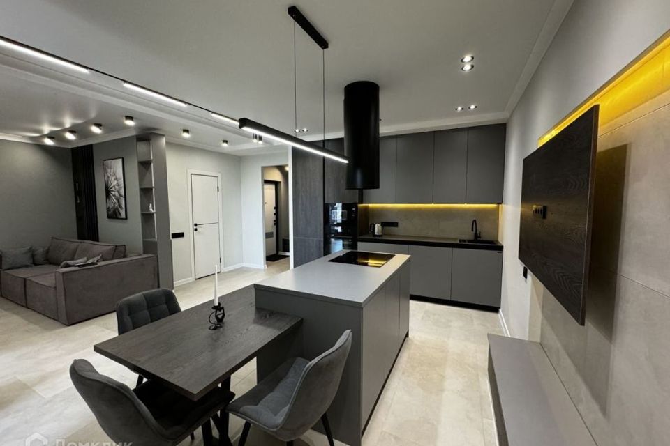 Продаётся 2-комнатная квартира, 69 м²