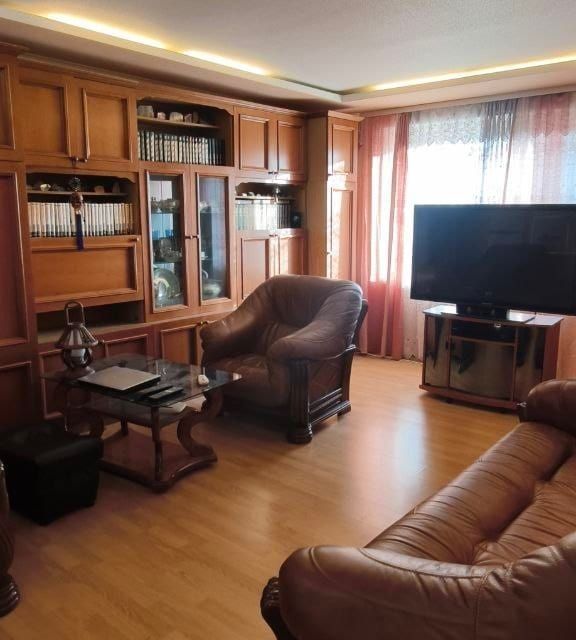 Продаётся 4-комнатная квартира, 86 м²