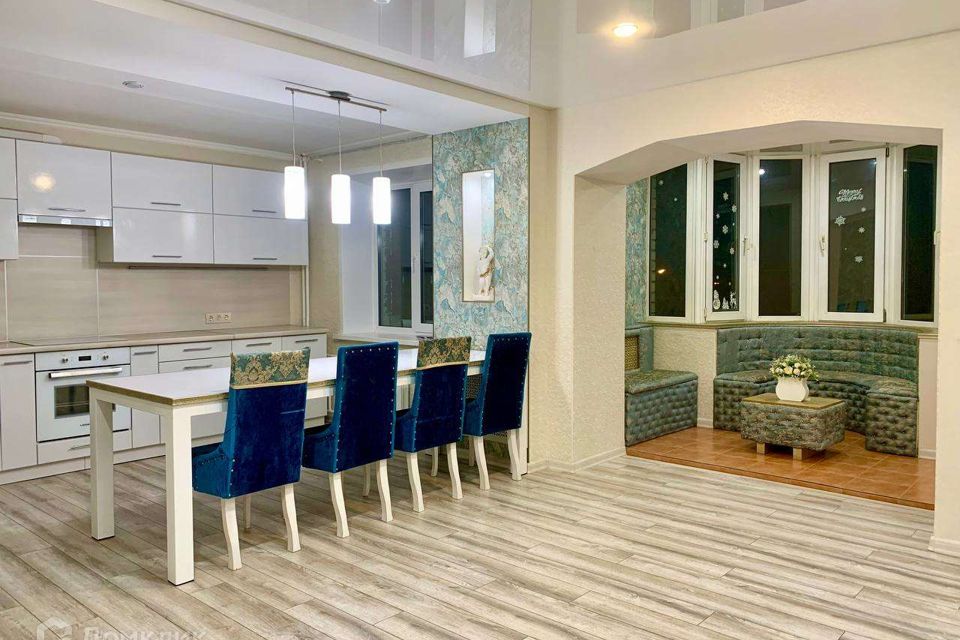Продаётся 3-комнатная квартира, 95.4 м²