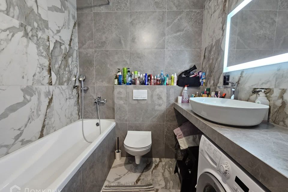 Продаётся 3-комнатная квартира, 68.1 м²