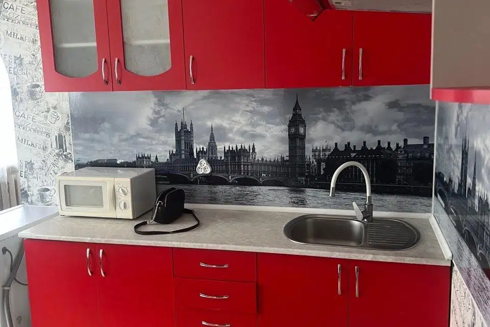 Сдаётся 1-комнатная квартира, 32 м²