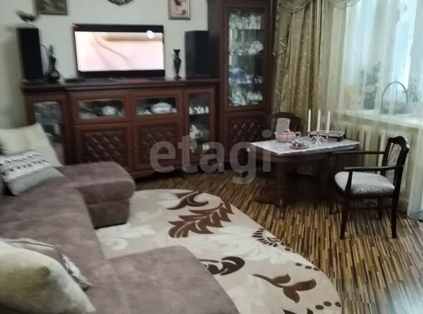 Продаётся 2-комнатная квартира, 64.4 м²