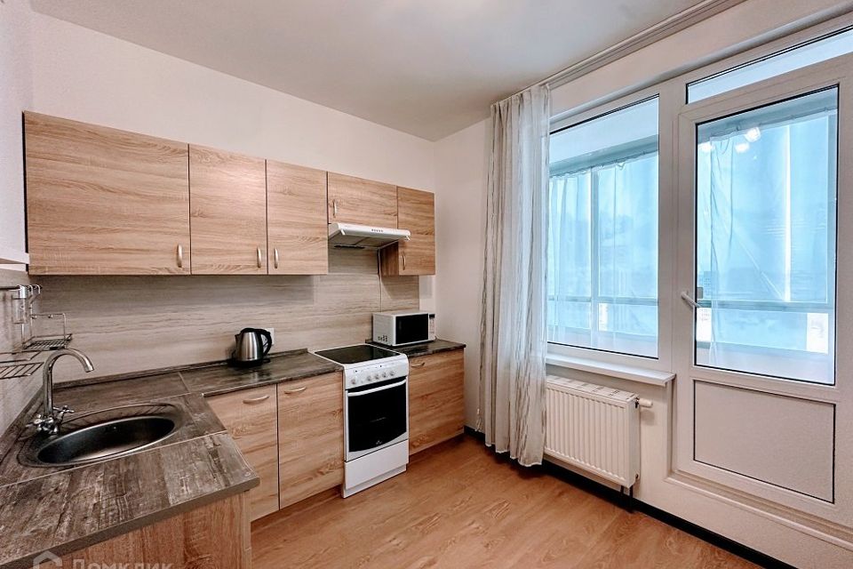 Продаётся 1-комнатная квартира, 37.9 м²