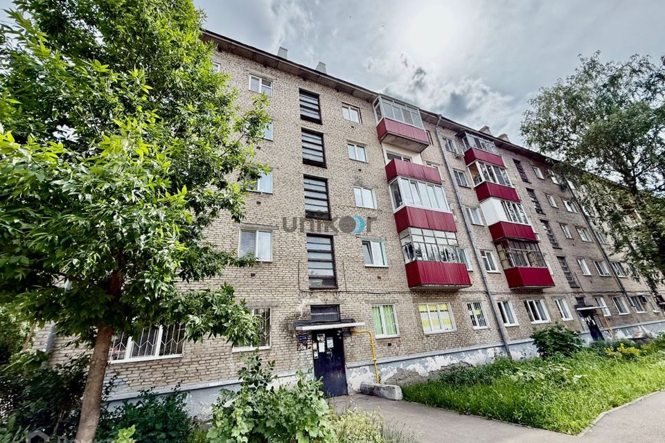 Продаётся 3-комнатная квартира, 60 м²