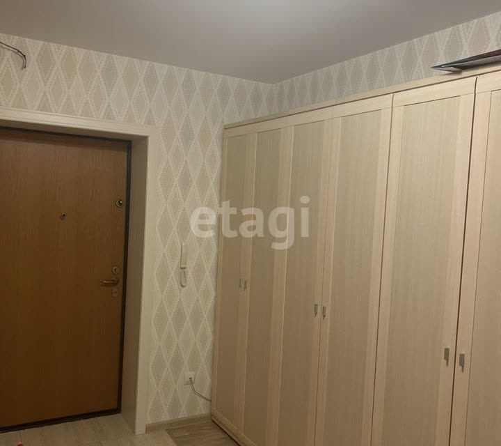 Продаётся 2-комнатная квартира, 58.3 м²