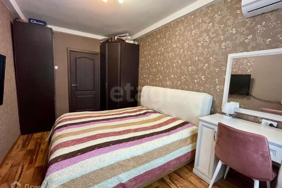 Продаётся 3-комнатная квартира, 61.7 м²