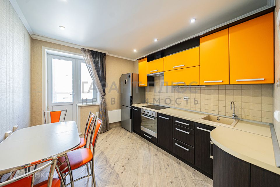 Продаётся 1-комнатная квартира, 51.2 м²