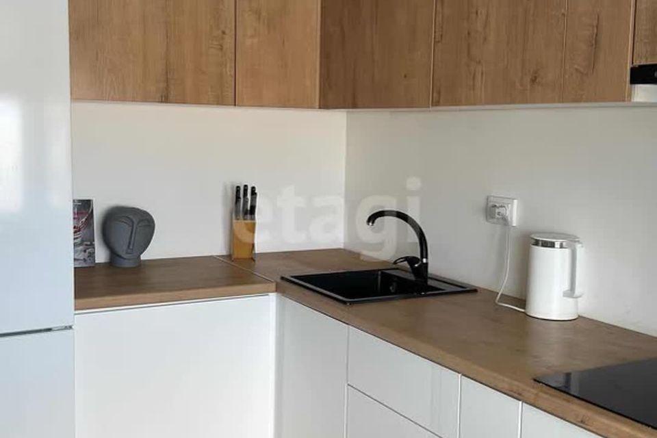 Продаётся 2-комнатная квартира, 55 м²