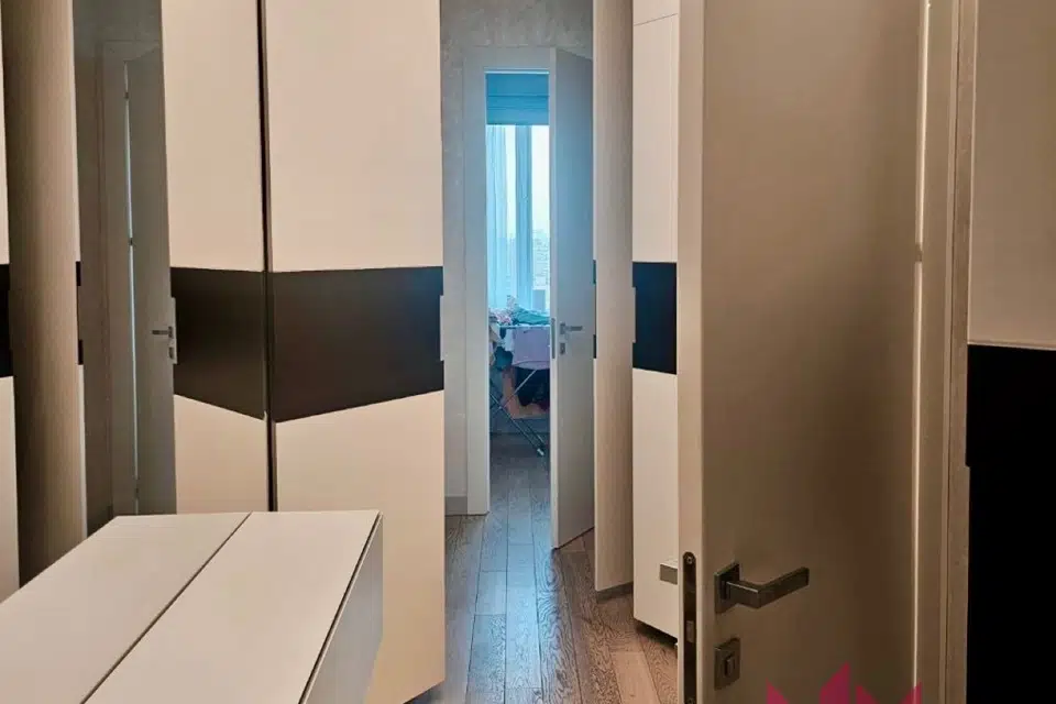 Продаётся 2-комнатная квартира, 67.5 м²