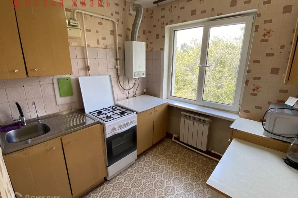 Продаётся 2-комнатная квартира, 41.8 м²