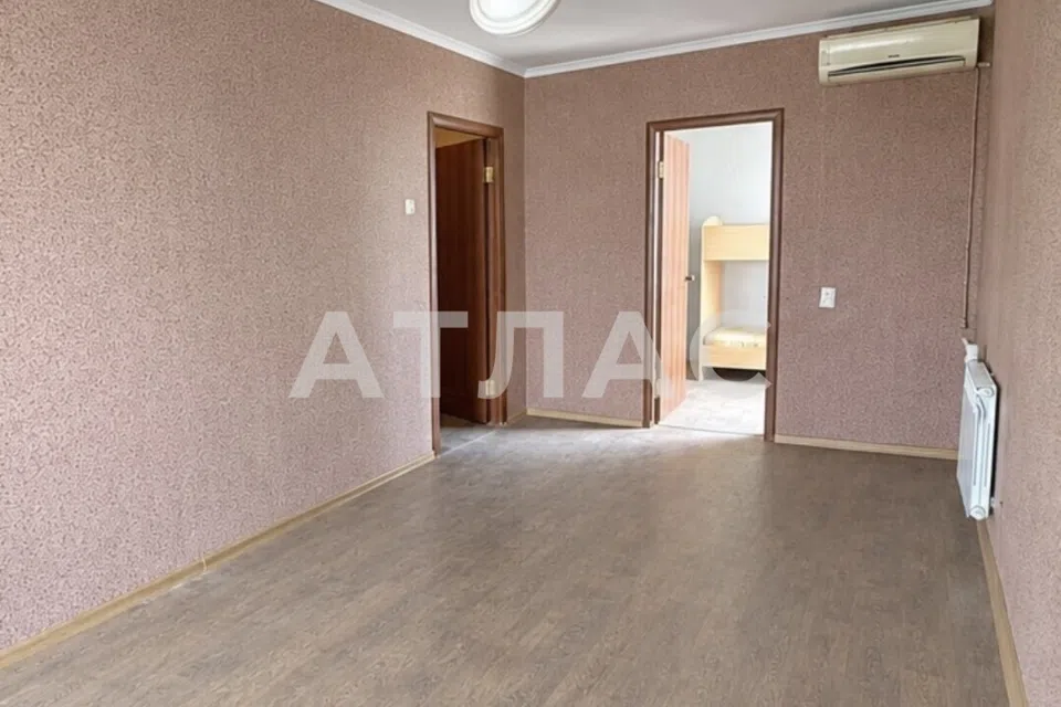Продаётся 3-комнатная квартира, 56.3 м²