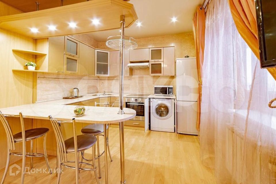 Сдаётся 1-комнатная квартира, 42.5 м²