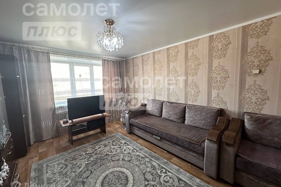 Продаётся 4-комнатная квартира, 77.1 м²