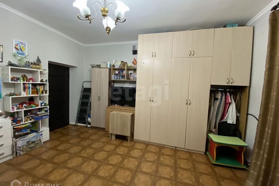 Продаётся 3-комнатная квартира, 63 м²