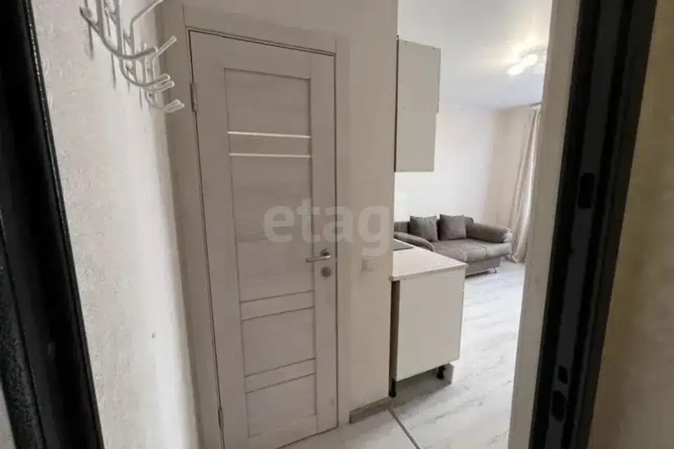 Продаётся 3-комнатная квартира, 76.7 м²