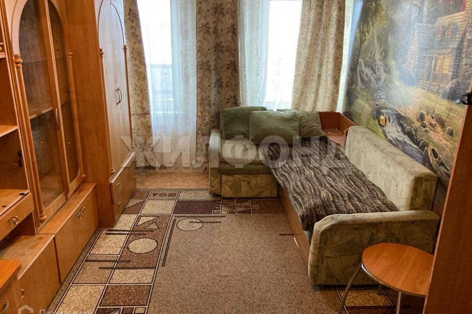 Продаётся комната в 3-комн. квартире, 13.8 м²
