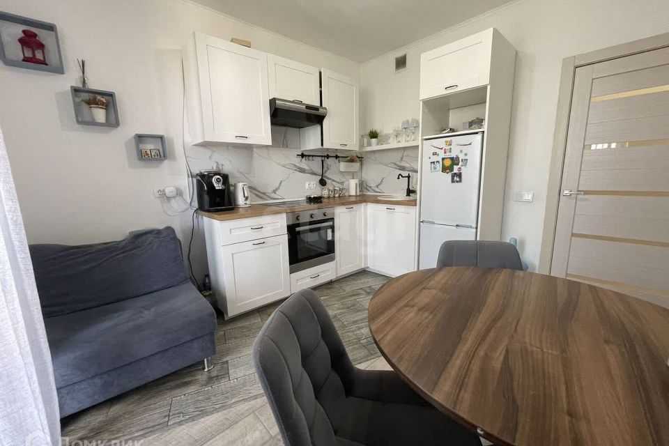 Сдаётся 2-комнатная квартира, 70 м²