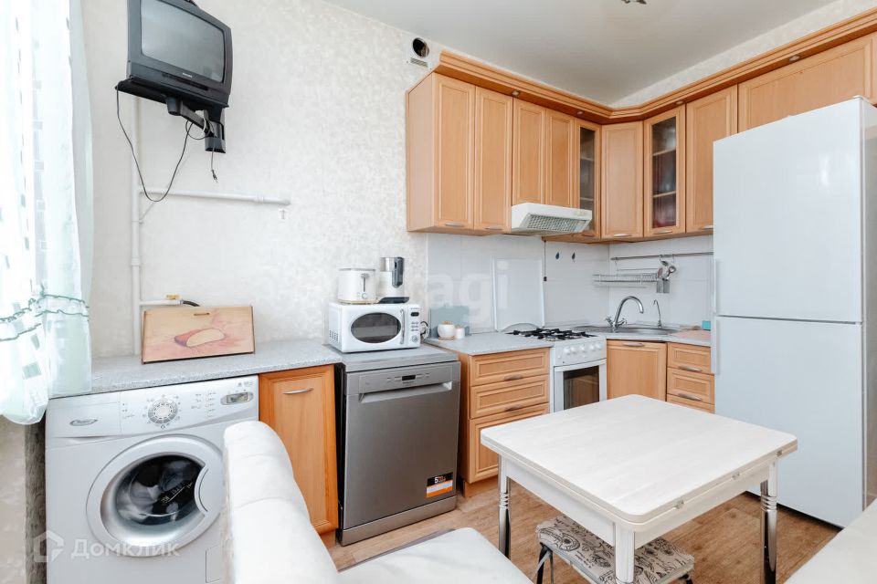 Продаётся 2-комнатная квартира, 58.4 м²