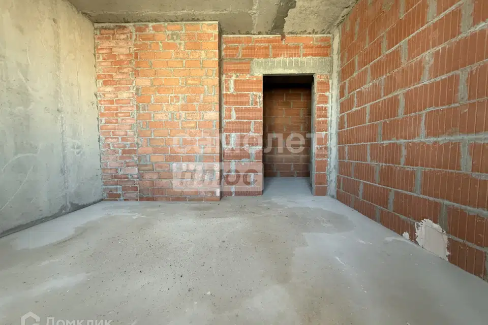 Продаётся 1-комнатная квартира, 85.63 м²