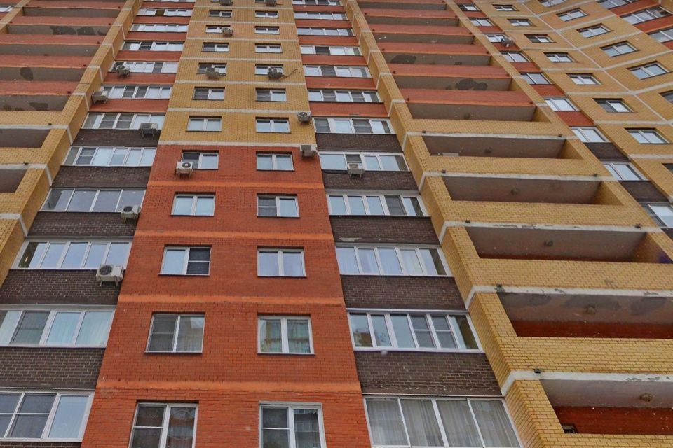 Продаётся 4-комнатная квартира, 144 м²