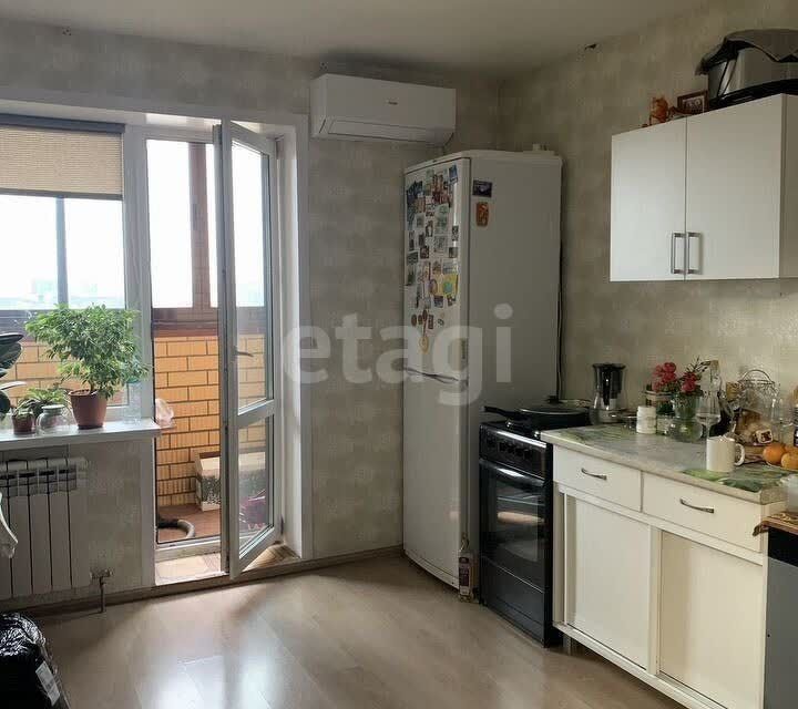 Продаётся 2-комнатная квартира, 72 м²