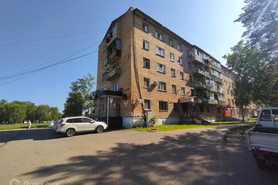 Продаётся 3-комнатная квартира, 48.8 м²