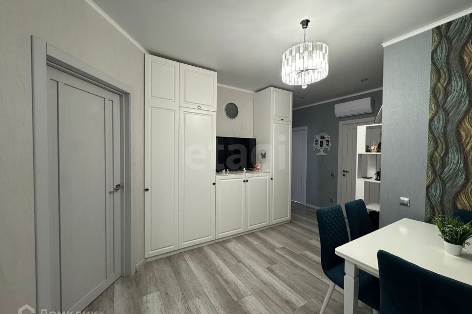 Продаётся 3-комнатная квартира, 70 м²