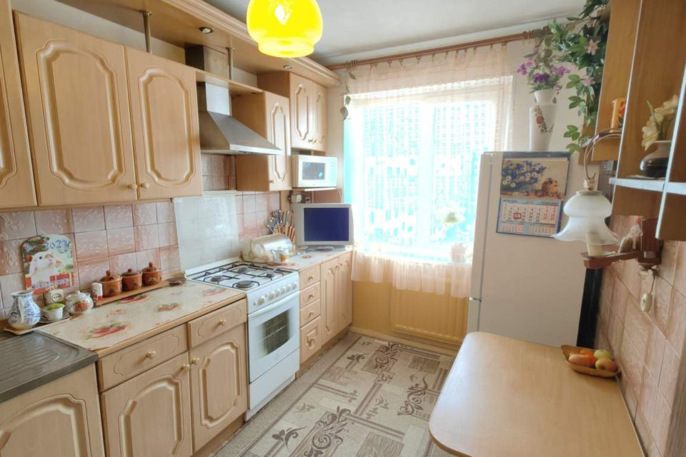 Продаётся 3-комнатная квартира, 62.7 м²