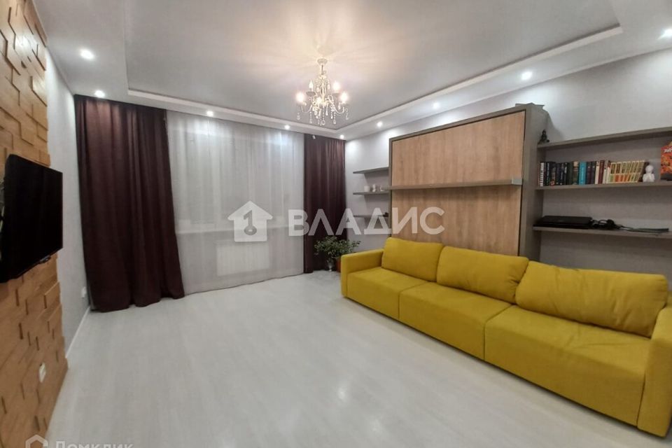 Продаётся 2-комнатная квартира, 61.6 м²