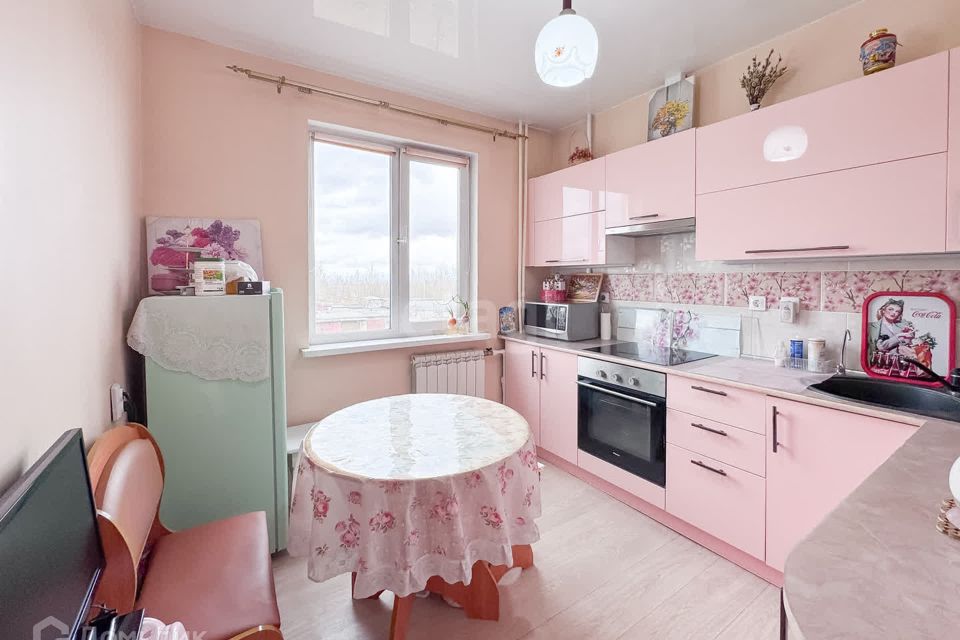 Продаётся 3-комнатная квартира, 65.9 м²