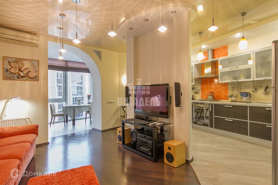 Продаётся 3-комнатная квартира, 118.6 м²