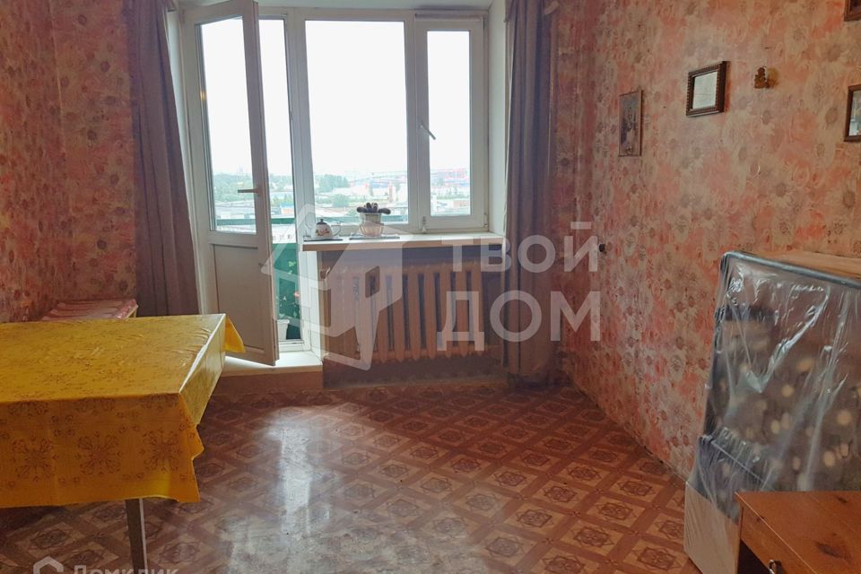 Продаётся комната в 11-комн. квартире, 12 м²