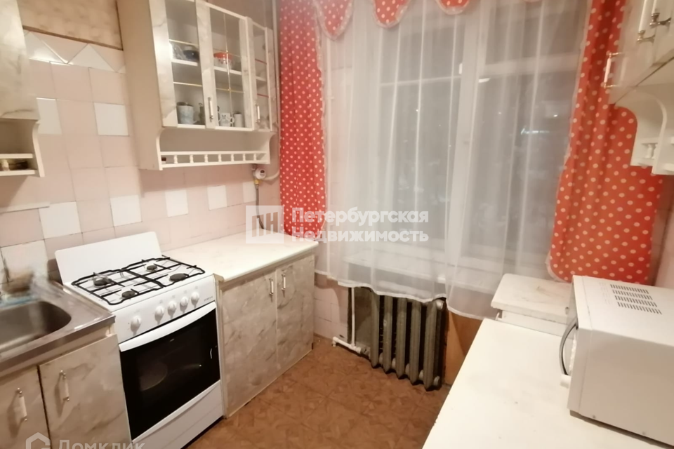 Продаётся 3-комнатная квартира, 56.6 м²
