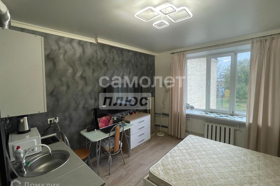 Продаётся комната в 5-комн. квартире, 19.4 м²