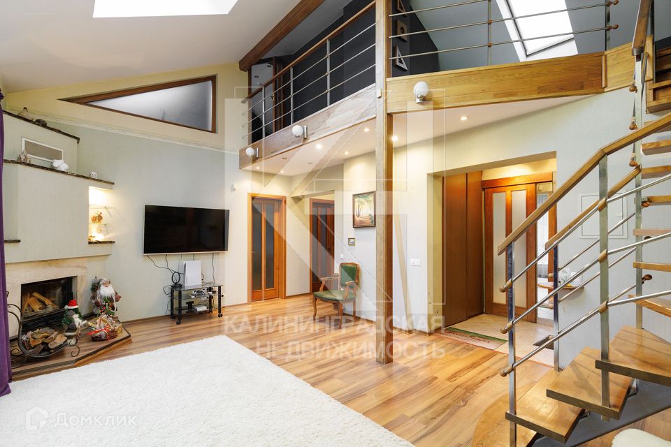 Продаётся 4-комнатная квартира, 98.8 м²